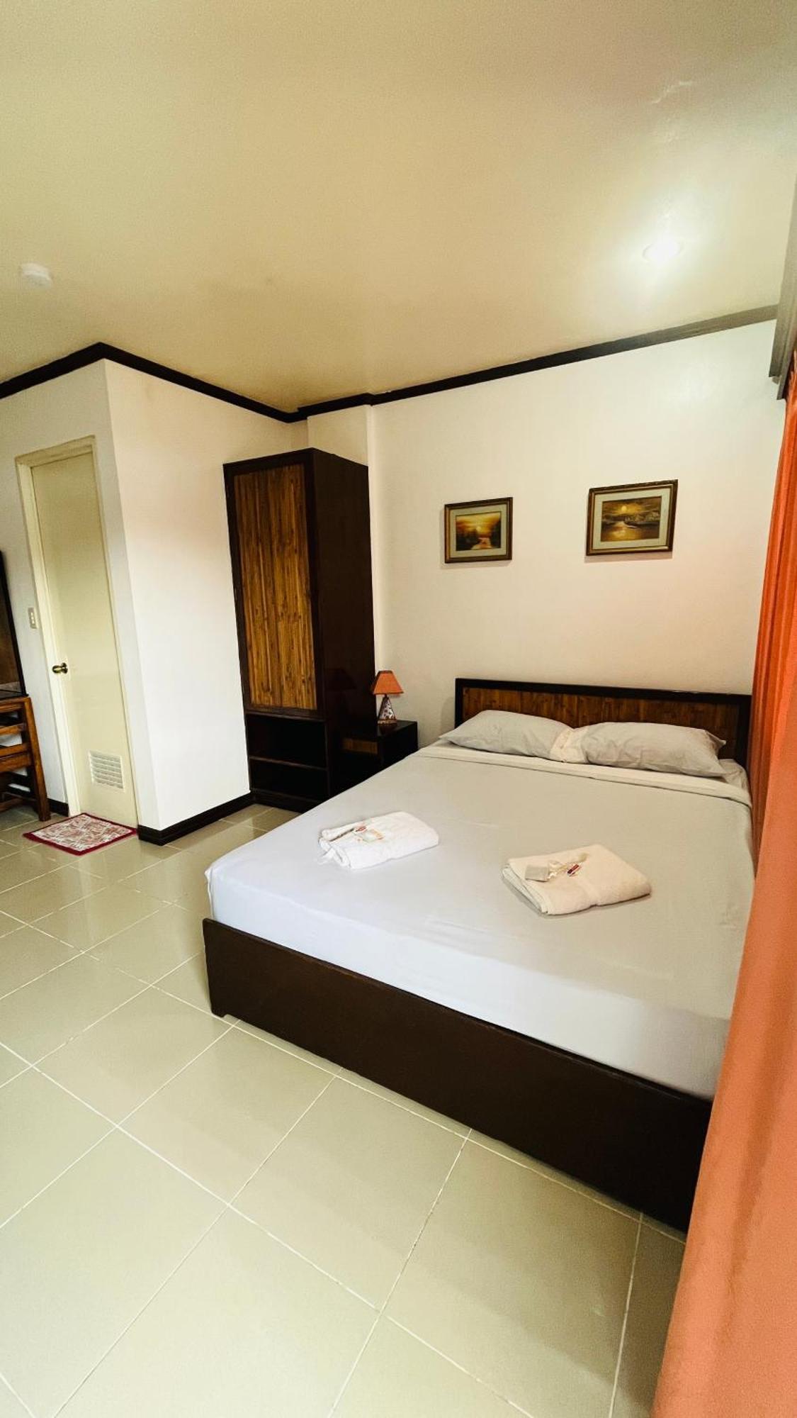 Residencia Lourdes Apartman Lapu-Lapu City Kültér fotó